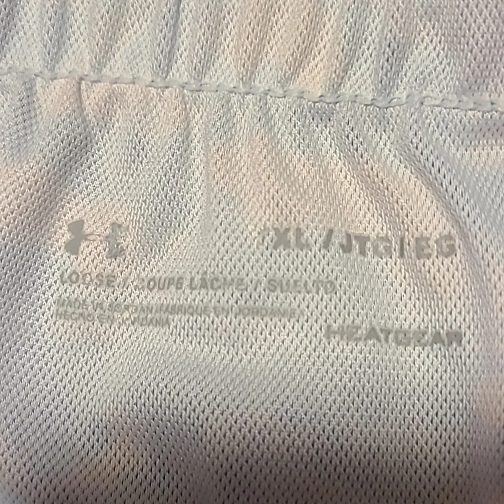 Under Armour Athletic Shorts  - Girls XL